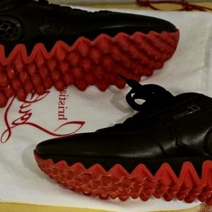 COPY - Chritian Lubertin Loubishark